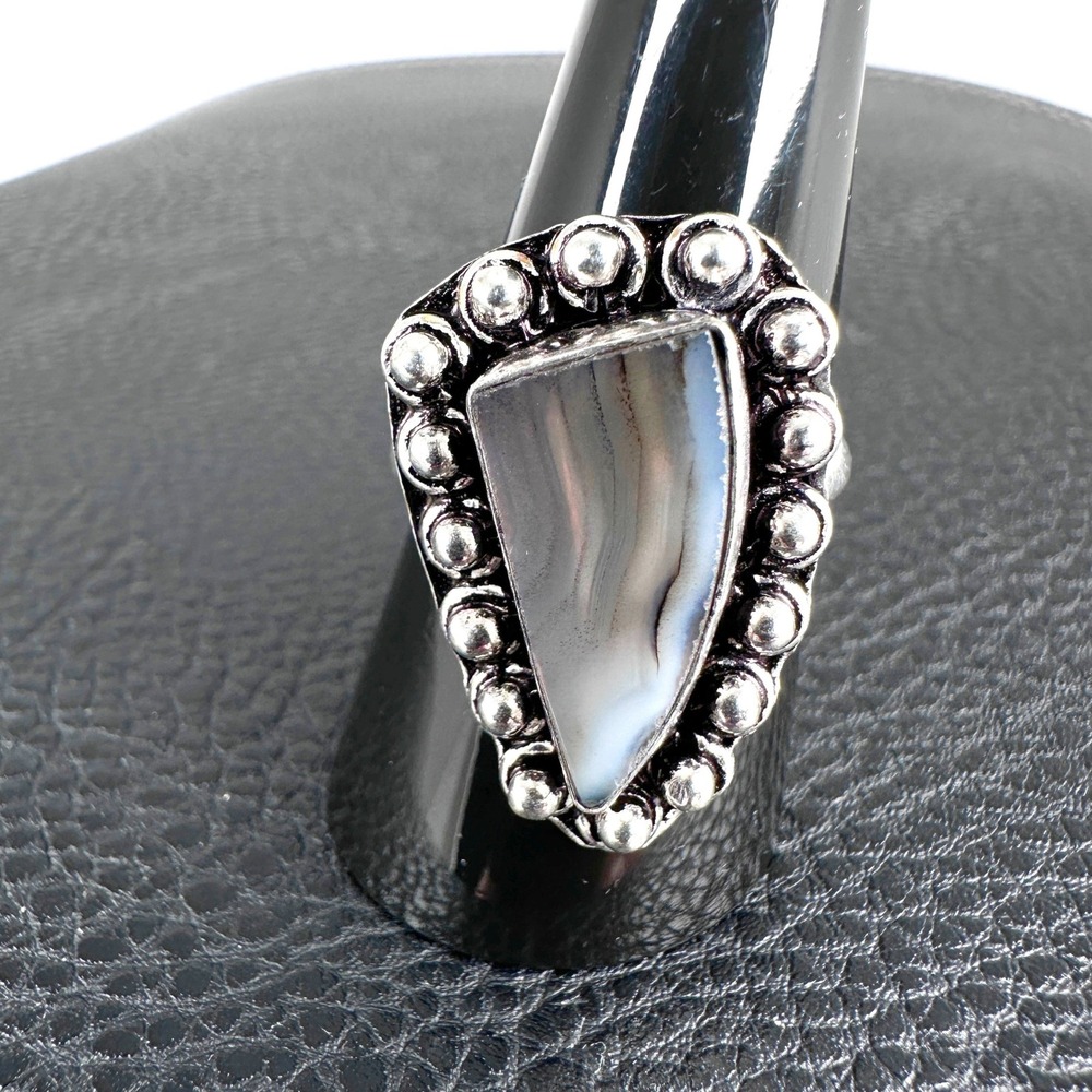 Vintage 925 Sterling Silver Mother of Pearl Statement Ring Size 9 Southwestern